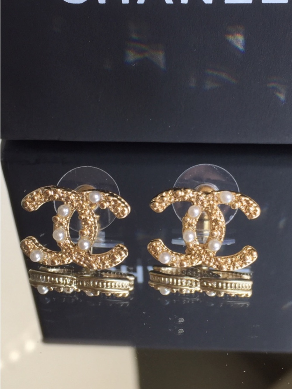 Authentic CHANEL Gold CC Vintage Earrings
